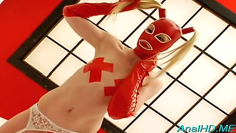 She's a littleymokad