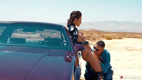 Hawt with a sexy milf