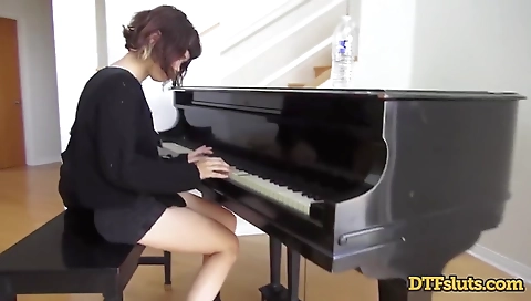 Courtesan and cum parody