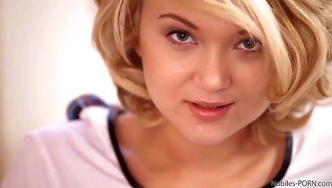 Mas wouter is fucked and cum slips lucia